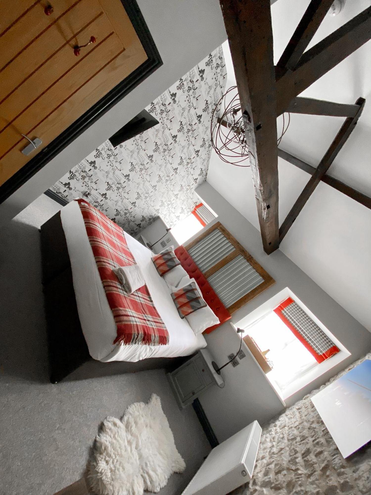 Helen Browning'S Royal Oak Otel Swindon Oda fotoğraf